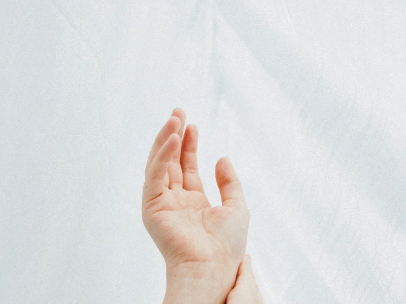 How Alma Sana Chiropractic Studio treats neuropathy in Tucson
